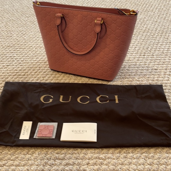 Gucci hand bag, cross body bag pink. - Picture 2 of 4